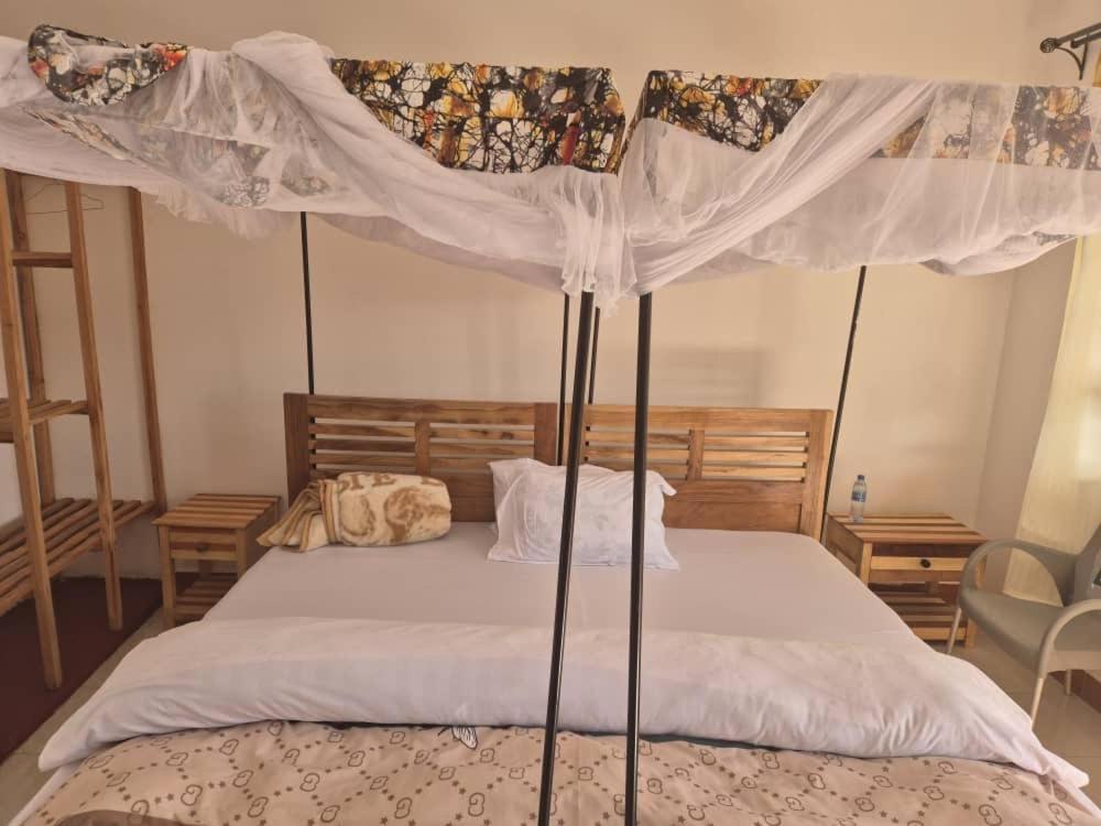 Seven Seven B&B Arusha Ngoại thất bức ảnh